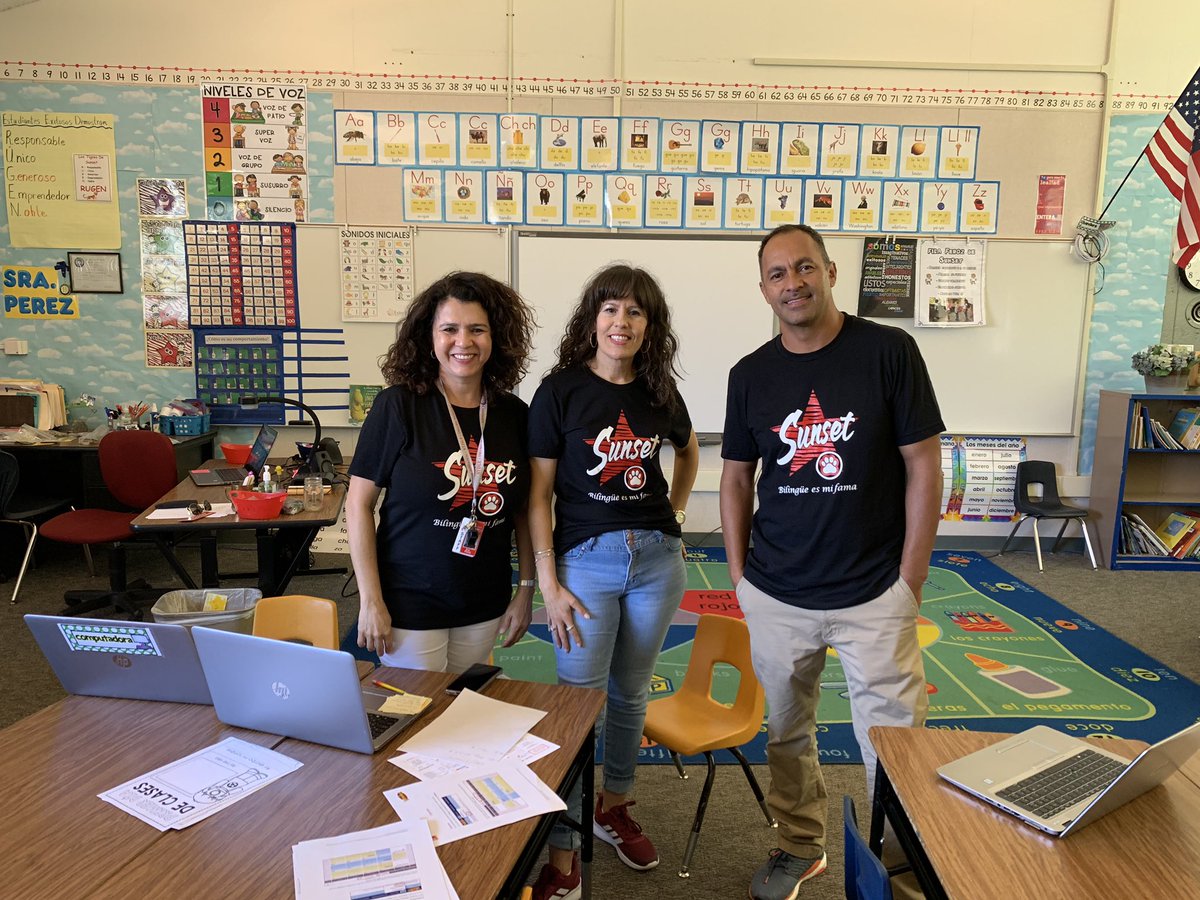 fusd_elservices's tweet image. Sunset’s first grade team is ready to welcome students on Monday!