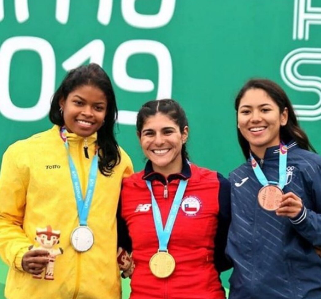 #Patinaje

El patinaje inició su participación en los Juegos Panamericanos de #Lima2019, y de esta misma forma, nuestros Patinadores comenzaron a dar medallas. @geinypajaro (Geiny Pájaro), logró Plata en los 300 metros de Contrarreloj Individual. 🇱🇹🇨🇴🥇💪