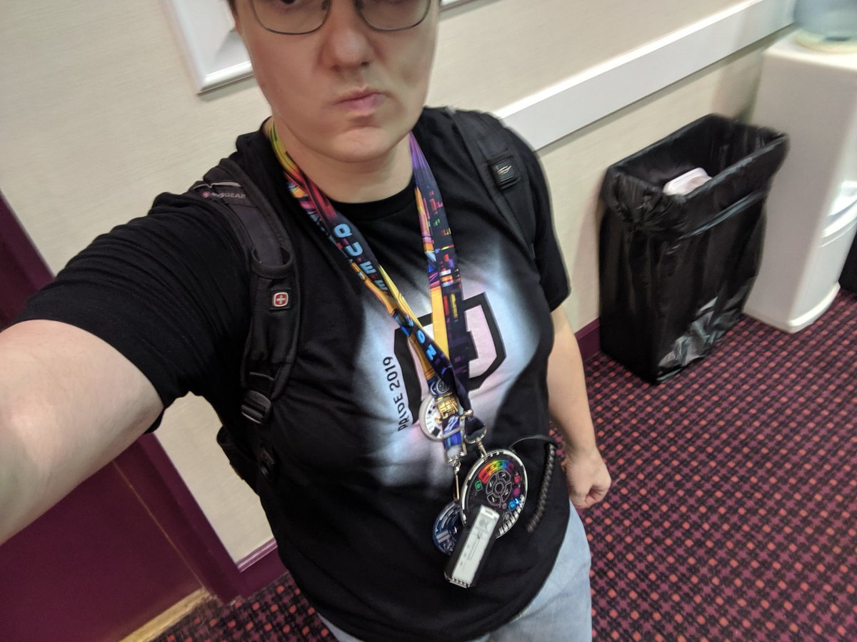 wonderingraven's tweet photo. Acquired a second #qc16 badge. All in pure luck... https://t.co/XpjQDyC3eo