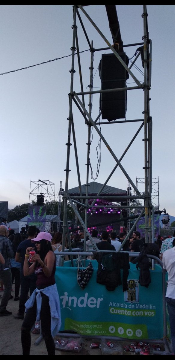 Combo Cari tweet media