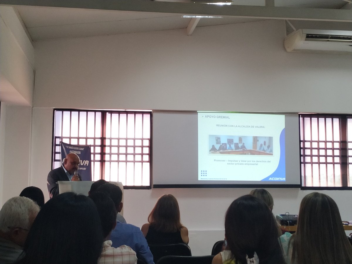 andreina_teran's tweet photo. LIII Asamblea Anual de @acoinva Pdte Saliente @RafaelDaboin963 ofrece informe de gestión 2018-2019 #AlMomento https://t.co/AKRNs3BrsT