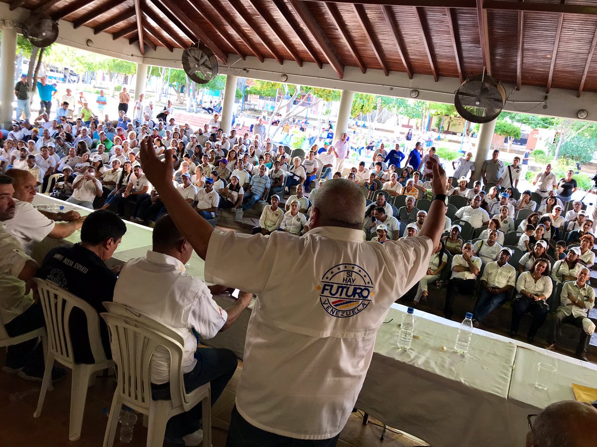 JAD_Charallave's tweet photo. ADemocratica "RT adbernabe: Desde el anfiteatro Los Robles, Mcp. Maneiro, les digo que por donde se enfrenten se encontrarán con ADemocratica, asumiremos el compromiso que sea hasta salir del régimen por la vía constitucional. Si nacimos para hacer h… https://t.co/TghvtlhPLC"