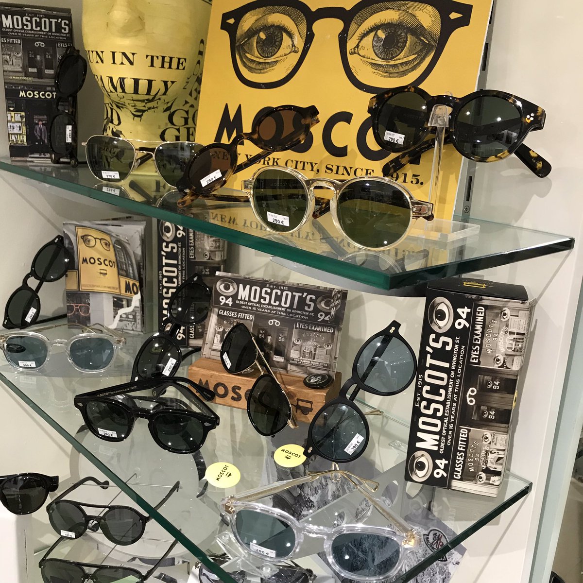 ShadesByHito's tweet photo. [#ShadesByHito]
.
.
Come and discover the  iconic brand from New York .... #MOSCOT 🕶 in our #Shop 
#juanlespins 
Shop open every day 10h00 to midnight all the summer ☀️
.
.
.

.
#antibesjuanlespins #frenchriviera #cotedazurfrance #lunettes #sunglasses #moscot #moscotnyc #eyewear https://t.co/UXHtFpZPwb