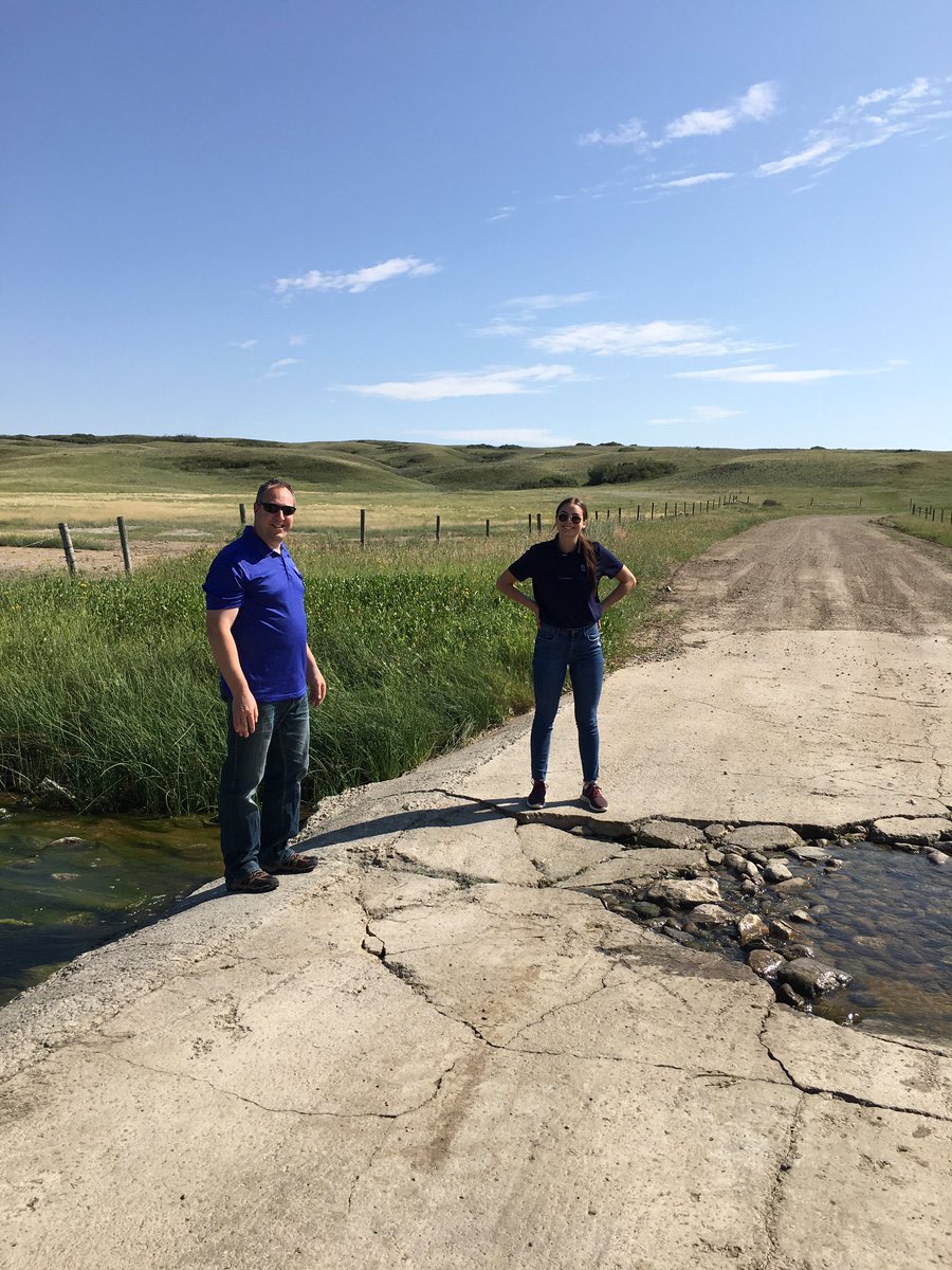 MykRostotski's tweet photo. Awesome day spent with my Small Business colleagues seeing clients & touring the area! Ran into a few rough roads but the scenery was spectacular! #RBC #mycompany #agriculture #gettingoutoftheoffice #roughroads https://t.co/1ECvnmkKRj