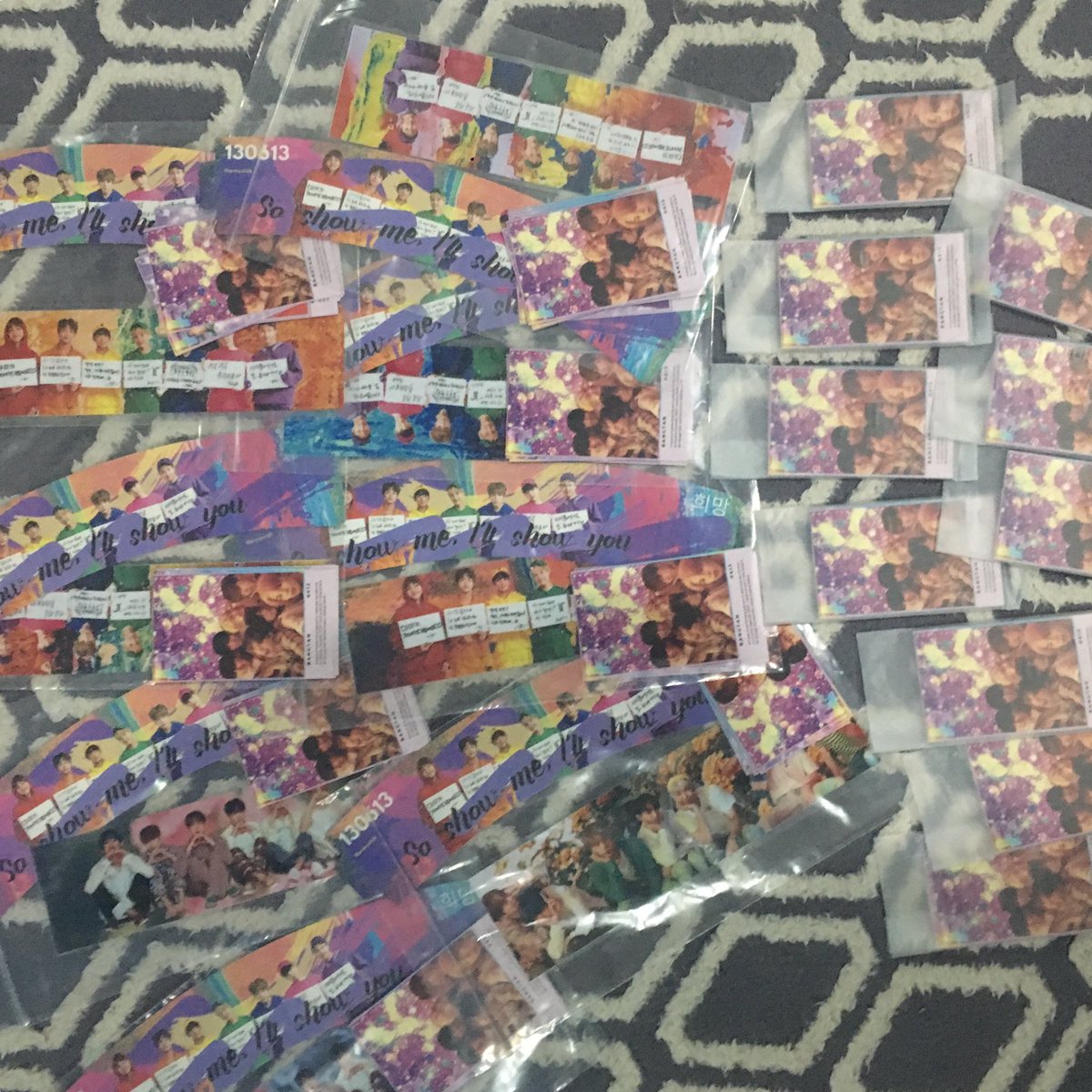 armysinjb's tweet photo. 💜DONE PACKING FOR ‘BRING THE SOUL: THE MOVIE’ AT GSC AMAN CENTRAL ALOR SETAR KEDAH TOMORROW.💜 https://t.co/Fy6DyZuS3x