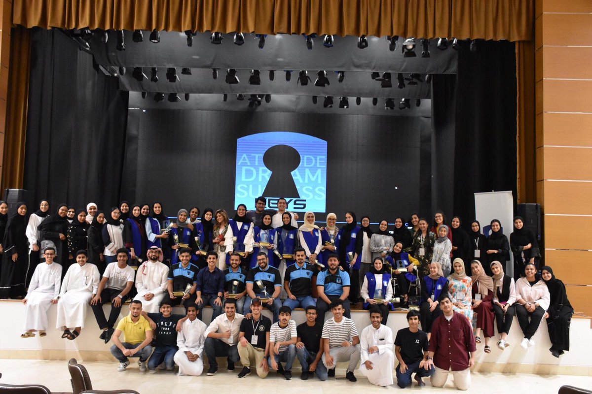 Amira__Albannai's tweet photo. ومضت أجمل ٦ اسابيع... 
لكم كل الحب💙 
#keys6 #Keys2030 https://t.co/eY8zQBMpwJ