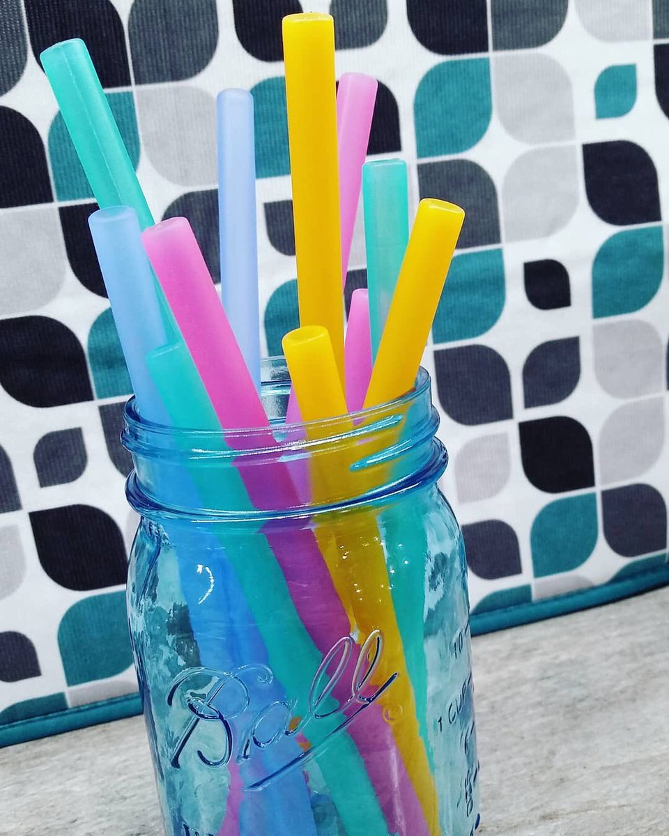 Where do you store your #gosilistraws? #FridayThoughts #choosetoreuse #siliconestraw
