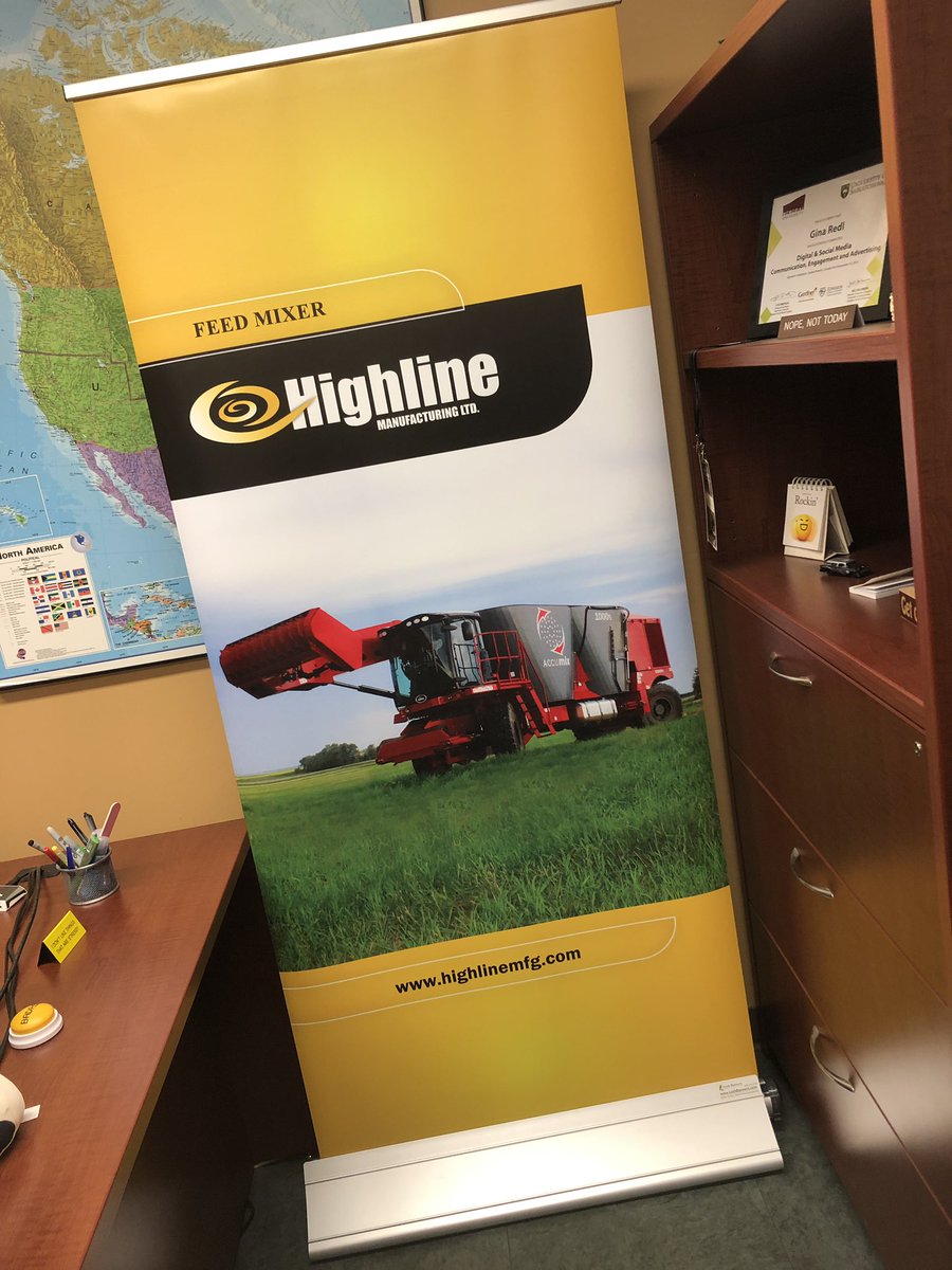 highlinemfg's tweet photo. New pull-up banner came just in time for @CDNBeefConf next week! #CDNBeefConf #CBIC2019 #builtforhere #precisonfeeding #highline https://t.co/LNCGJFAW57