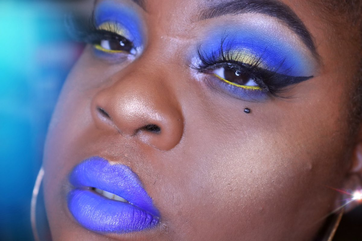 MakeupMonet_'s tweet photo. LETS GET @norvina1 @ABHcosmetics ATTENTION TOGETHER!!!! DROP YOUR LOOKS SO THAT I CAN RETWEET AND LIKE ⬇️⬇️‼️ 

PLEASE LIKE 👍🏾 AND RETWEET 🔁 MY WORK AS WELL
#THELIST https://t.co/HkF8FFe4mi