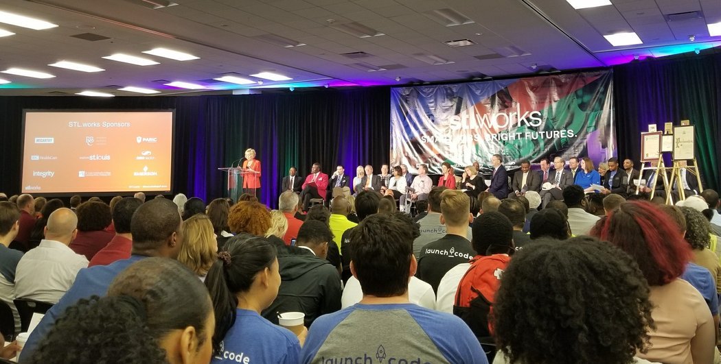 launchcode's tweet photo. We spy π some LaunchCode staff in the crowd... #STLTechforce200
https://t.co/KJsntw7X8c https://t.co/6RcHy0oviG