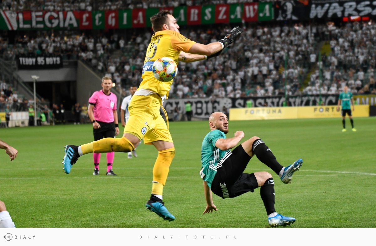 m_bialy's tweet photo. Skoro już się wyspałem to mogę zacząć wrzucać zdjęcia 🙃
Na początek:
III Runda eliminacji UEFA Europa League ⚽️
Legia Warszawa 0:0 Π.Α.Ε. Ατρόμητος Αθηνών 1923
#LEGATR #LEGIA #EuropaLeague
◾️Więcej zdjęc na https://t.co/VeotXQVncP oraz https://t.co/Vf42t1wcTw◾️ https://t.co/ty3tsRhKJz
