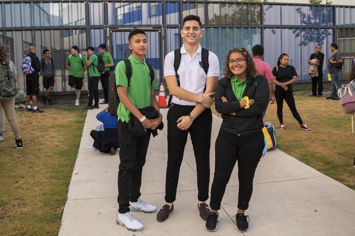 kipptexas's tweet photo. KIPP Texas-San Antonio's first week of school: ✅
#BackToKIPP #BackToSchool #KIPPTexas https://t.co/xjCWWUxkxn