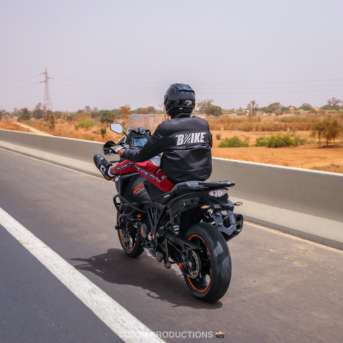 iamogprod's tweet photo. The Goat Facene MMG ☝🏾🔥🇸🇳
-
-
-
DKR RYDERZ
FACENE MMG
IAMOG PRODUCTIONS 🎥📸🔥
#bikelifedkr #bikelife #dkr #dkrryderz #facene #facenemmg #619ryderz #mt07 #mt #yamaha #wheeling #Wheelie #ktm1290 #adventure #senegal #paris #dakar https://t.co/sO2Lz61KSM
