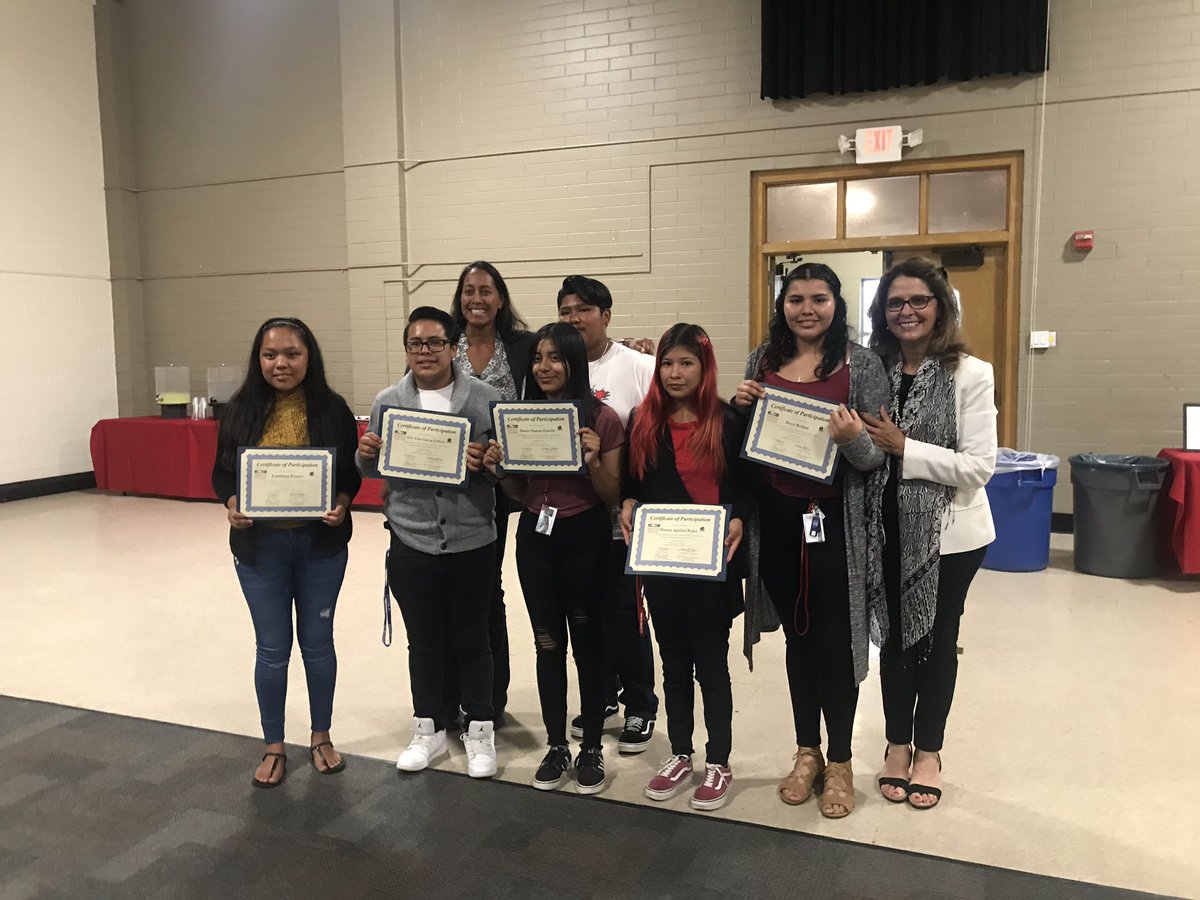 HHSCounselorsV's tweet photo. We had 8 HHS students finish a summer class at CSUCI. https://t.co/0SWU8m7dds