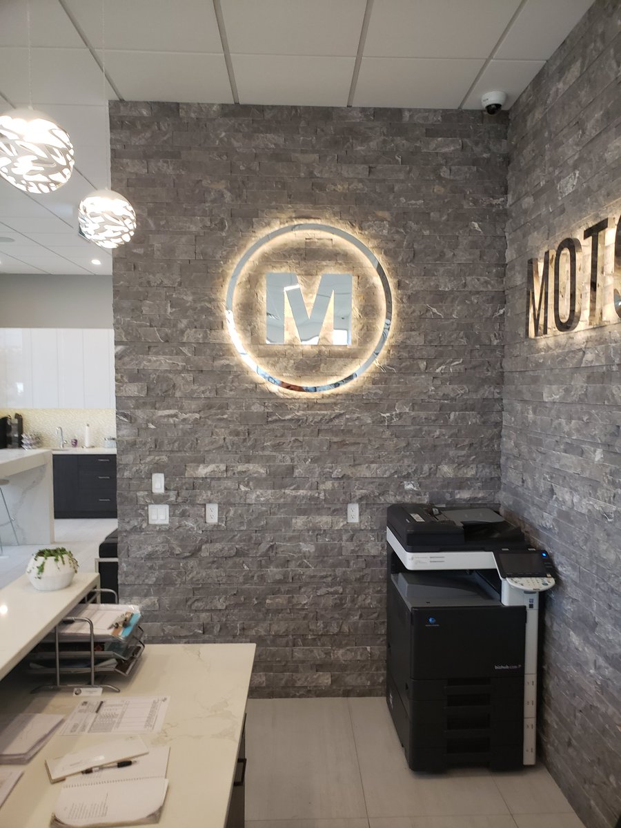 UniSignGroup's tweet photo. Motorwerkes celebrated their 10 year anniversary and grand opening in style! The new interior sign features a high-end chrome finish on the face, with a warm LED light shining on the stone finished feature wall. 

#LED #LEDsigns #madeinyyc #halo #local #chrome #craft #yyc https://t.co/XxNhRqOFrA