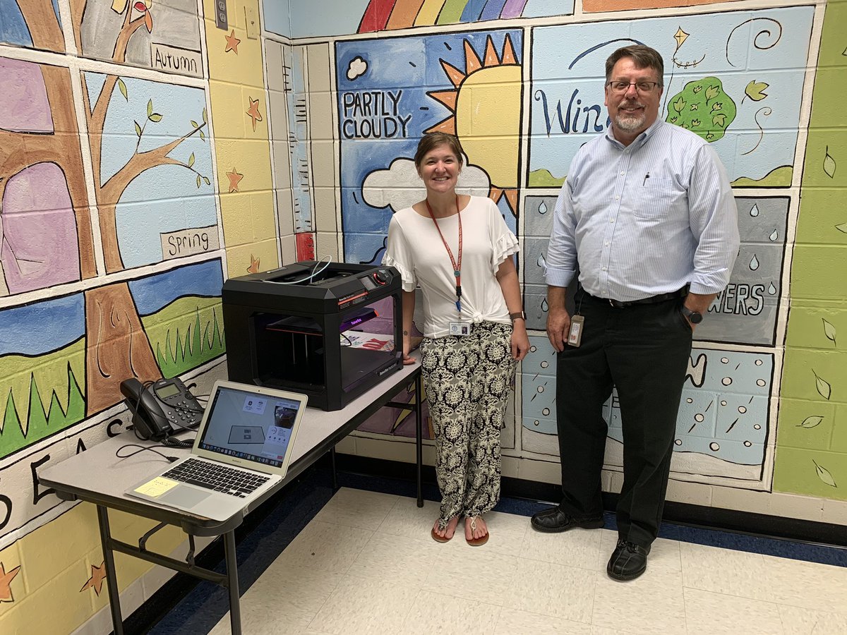 RivertonElem's tweet photo. We are SUPER grateful for these @MadCoSchools STEM Coaches, @MCSSPLTWJessica and @timgels! We are ready to get our students started with our @PLTWorg learning activities! #IgniteExcellenceMCSS https://t.co/Z32ov7pq2h