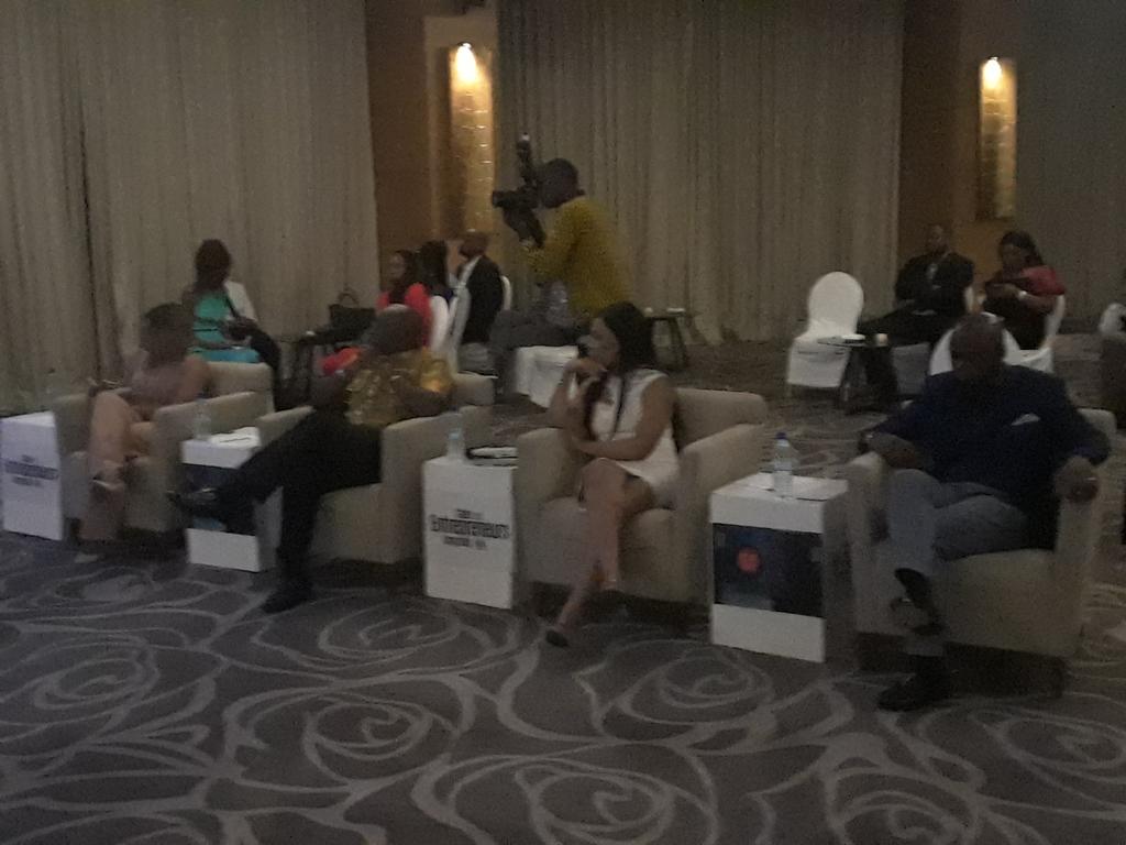 ghislainmbesse's tweet photo. #SecKin2019, Soirée de Gala @secongolais: #pitch #facetheleopards de dix #jeunes #entrepreneurs. @jdeen304 @EbambiKatalayi @JuniorLuyi @SultaniMakutano @OIFJeunesse @schoolap1 @UEenRDC @Ingeniouscity @investin_drc @F_Innov @ict4afr @sorayaodia @fallyipupa01 @100jpe @SennenHounton https://t.co/ns58GmvXh4