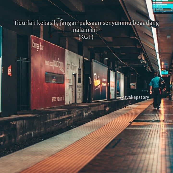 SyakepS's tweet photo. Selamat malam yg lagi insomnia. Jangan paksakan senyummu begadang malam ini. :) 

#nikah https://t.co/t7SdjdsH0v
