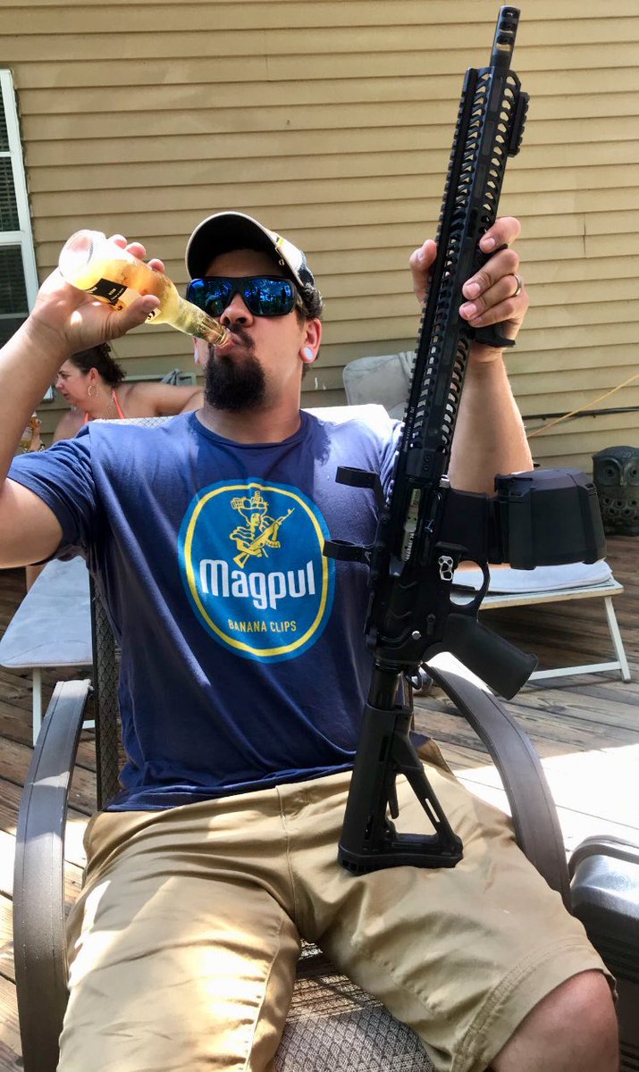 crzymdevodrvr's tweet photo. #gunpropaganda https://t.co/pYMkDakVbb