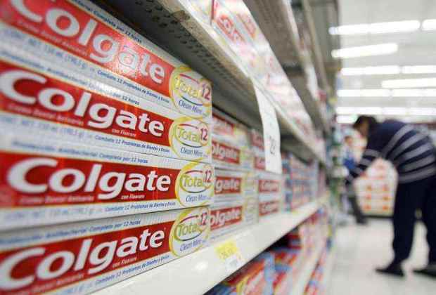 MissInternetVen's tweet photo. Emiten alerta sanitaria sobre pastas dentales falsificadas con el logo de Colgate
https://t.co/EVWiw52Ilb https://t.co/5ifn5OeBmj