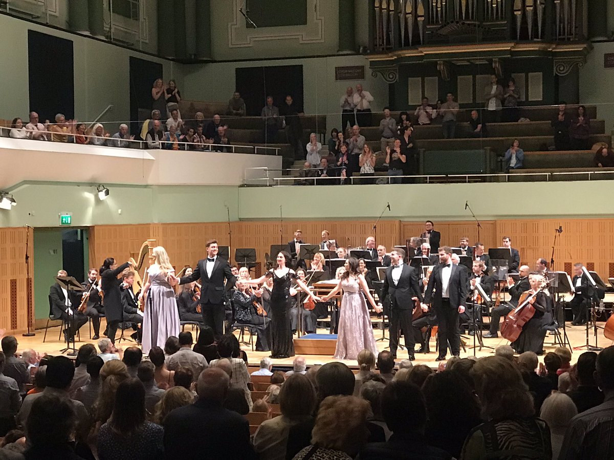 IrishNatOpera's tweet photo. Well deserved standing ovation for the @rte_co under Sinead Hayes with @amynifh, @agavin_tenor, @RachelCroash, @WillThomasBass, @carolynholt10 and @baritone_matt. Fantastic celebration for the inaugural #INOStudio. Bravi tutti. https://t.co/N8ZU0rDTtO