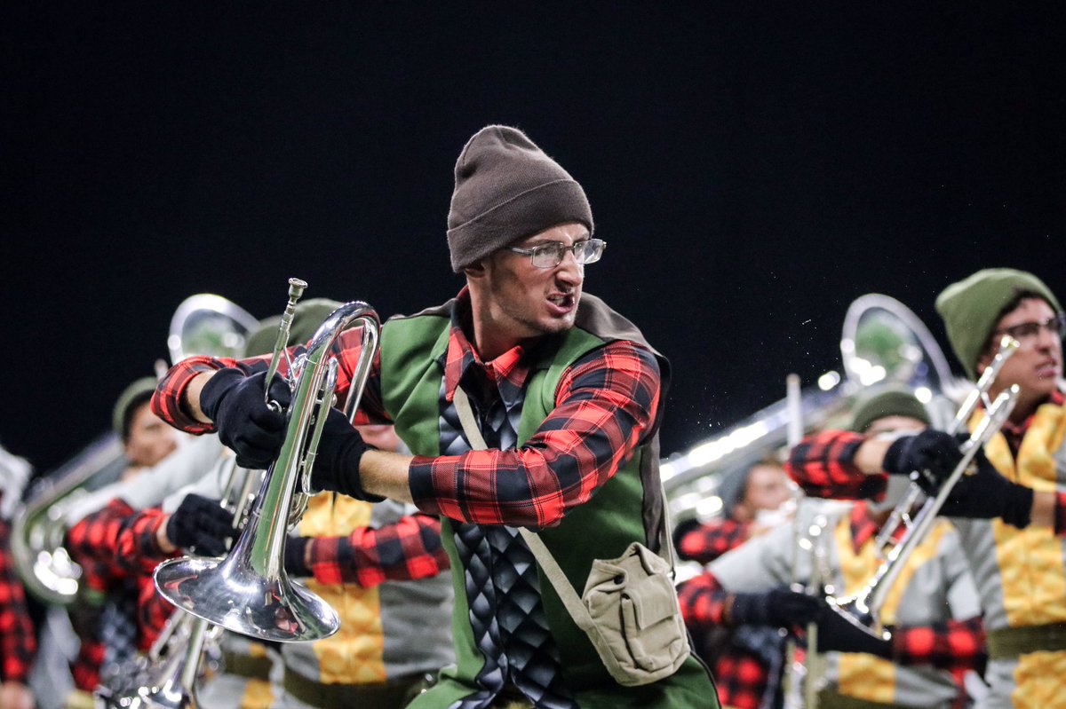 TheBlueStars's tweet photo. On the hunt ๐บ๐ป๐พ
#BlueStars2019 #dci2019 #CalloftheWild https://t.co/shiKUDQDdl