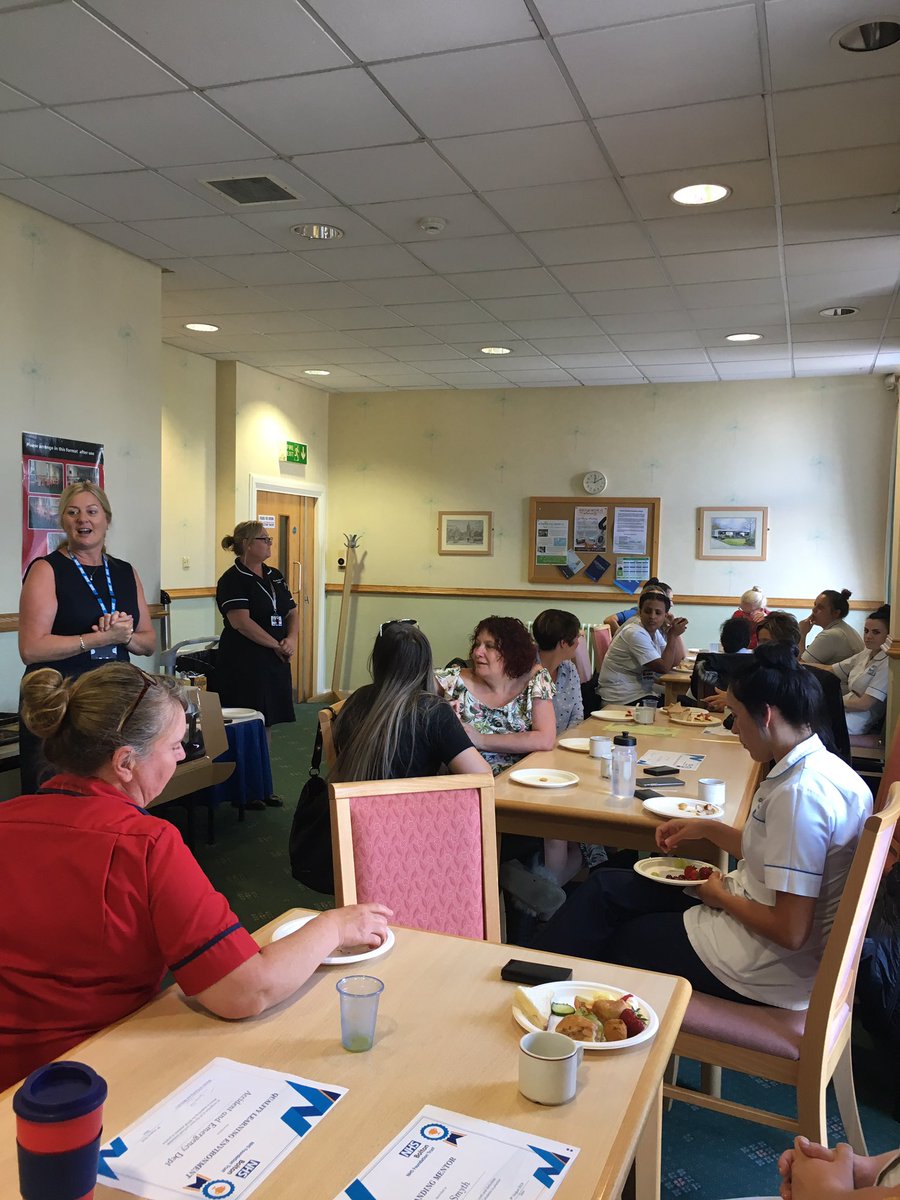 dee_cortez75's tweet photo. Celebration Day with Sept 16 cohort #Congratulations 🥳🎉 #21stcenturynurses @boltonnhsft #PreRegTeam #PEFTeamBolton https://t.co/IV8kNLBfc1