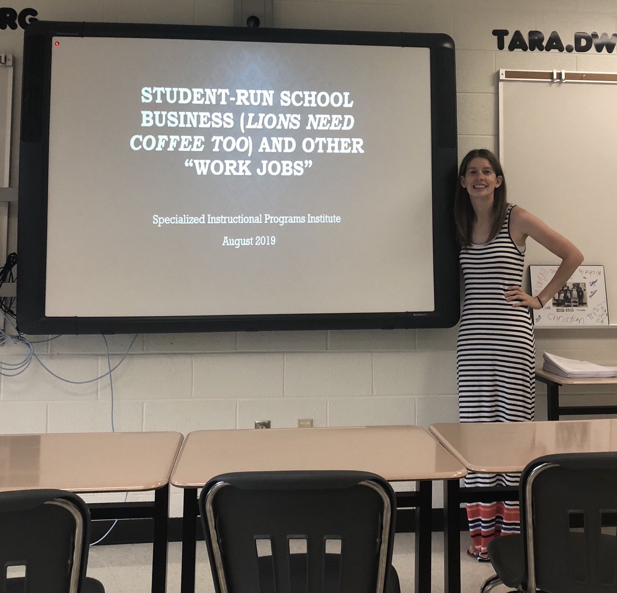 MsBalanc12's tweet photo. I got to present at the Specialized Instructional Programs Institute for returning AUT/ED Ts today! #jmlpride #lnct #studentrunbusiness #workjobs @LCPS_Autism @JML_MS_Official https://t.co/gt7NeHDA3h