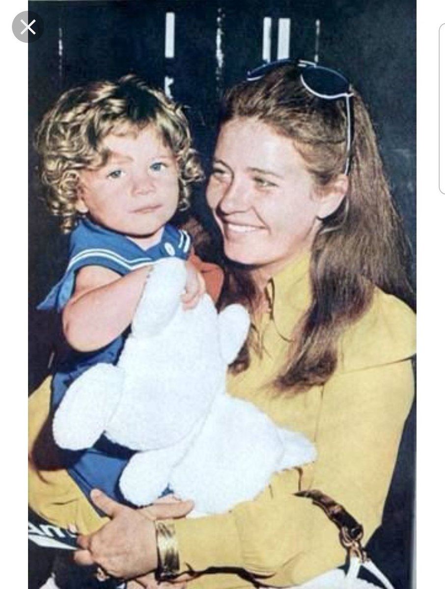 flora_ferlet's tweet photo. #SeanAstin was one of my celebrity crush when I was younger..#rippattyduke https://t.co/FugrXl9GlU