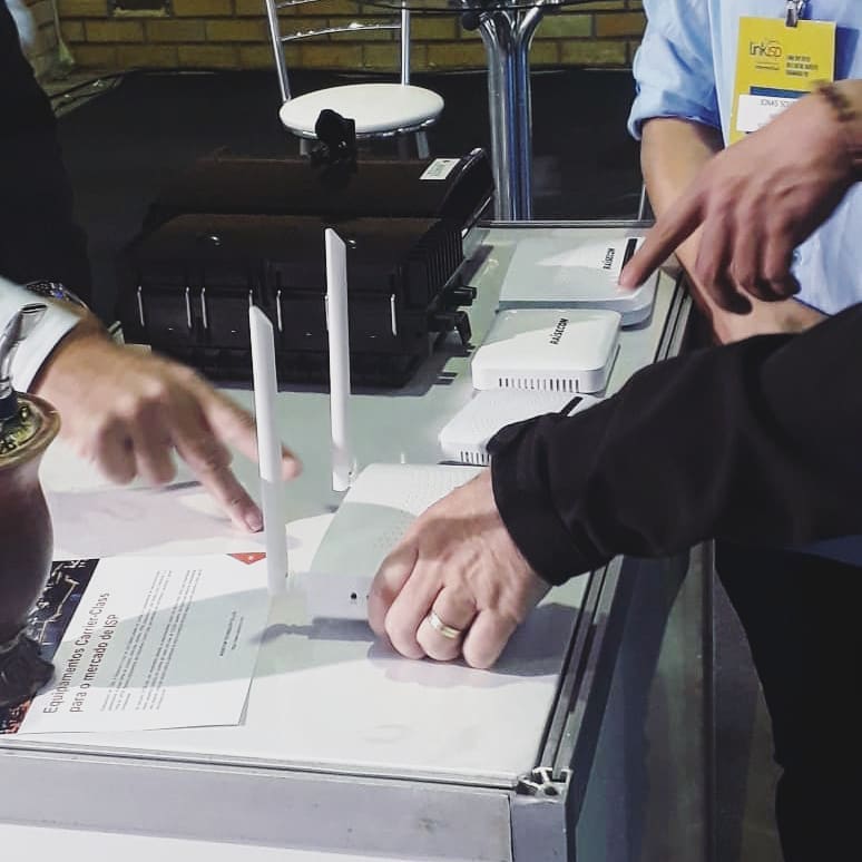 raisecombr's tweet photo. Muito obrigado a todos que estiveram presentes com a gente no estande da Satcom Distribuidora, em mais uma edição do #linkisp2019, encontro nacional de ISPs. 🙌🏻 Até ano que vem! #linkisp #ISPs https://t.co/q2llKPDS16