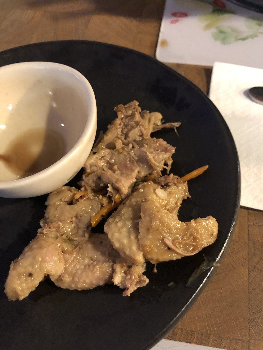 I do not recommend you guys getting duck at @wagamama_uk because this is what you get 🤮 #wagamama #pulledduck