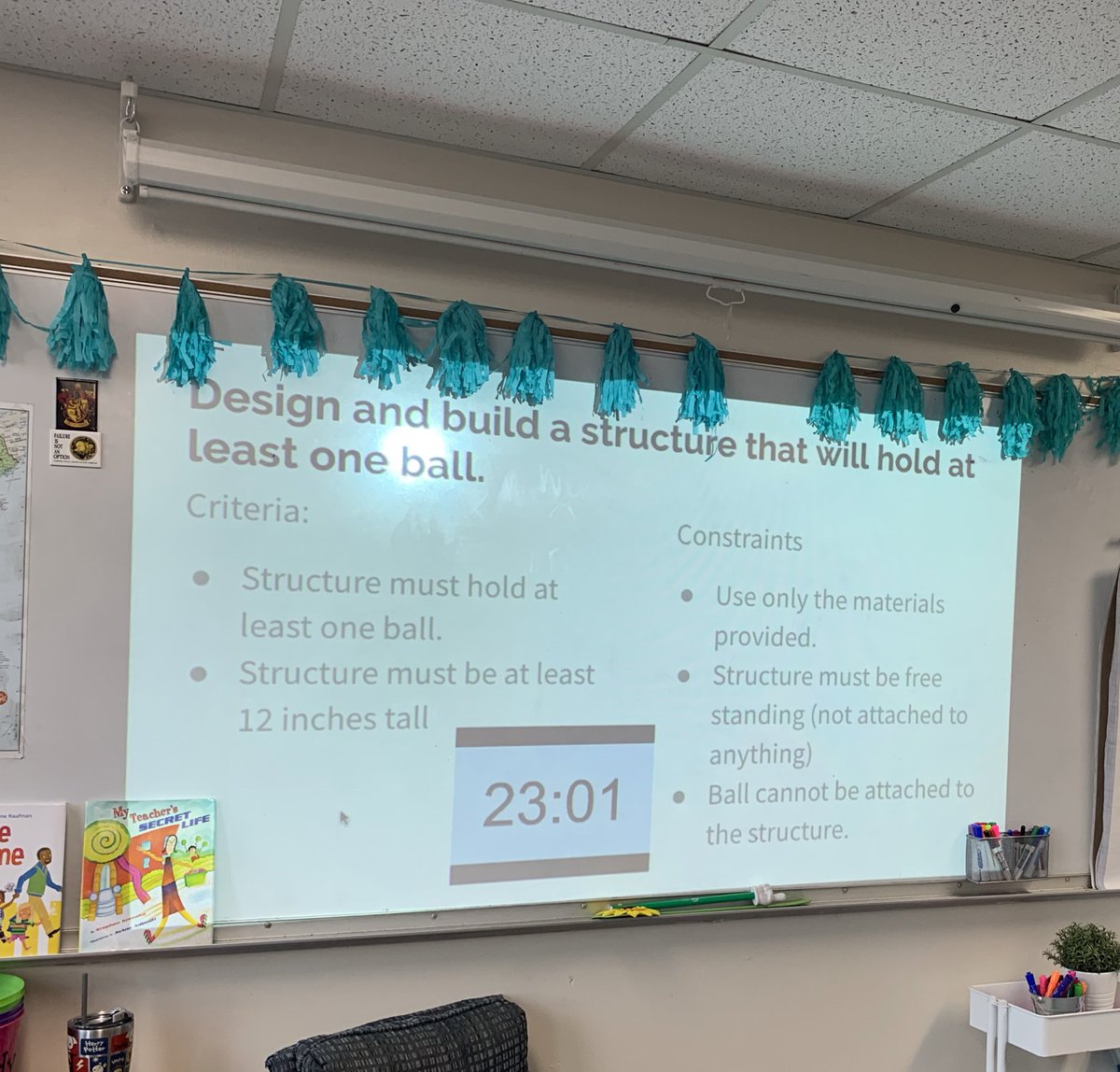apmanoff's tweet photo. The first STEAM challenge of the year! I kept it simple with the items I had on hand and we had a blast! #fifthgrade #stem #steam #engineeringintheclassroom @EminenceSchools https://t.co/RyNdyGgPrQ