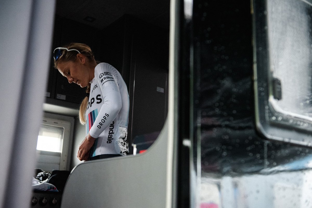 JayGolian's tweet photo. Stage One @womenstourscot https://t.co/0nVBRTtXXM