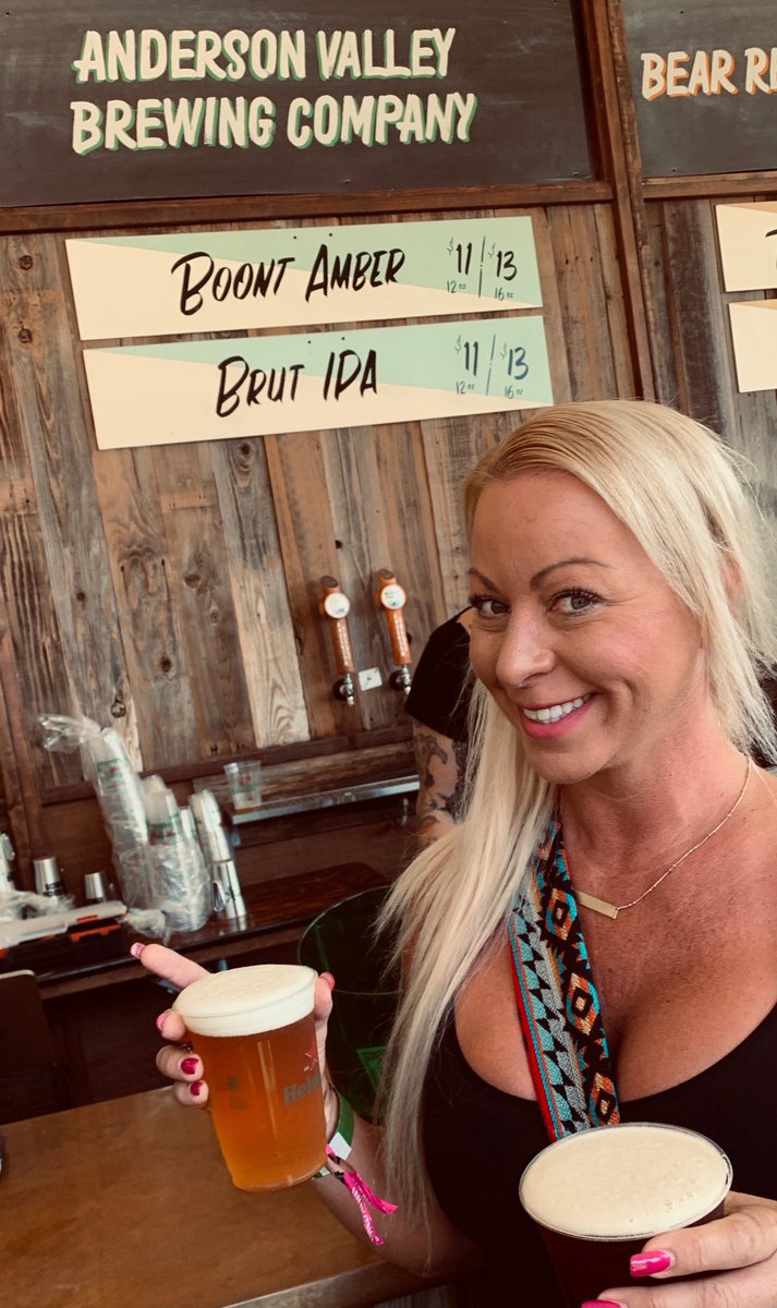 Roxanneavbc's tweet photo. Helloooo #SanFrancisco !!! We made it ⁦@sfoutsidelands⁩ !! #bahlhornin ⁦@avbc⁩ #beerlands https://t.co/RN2B9AeDh7