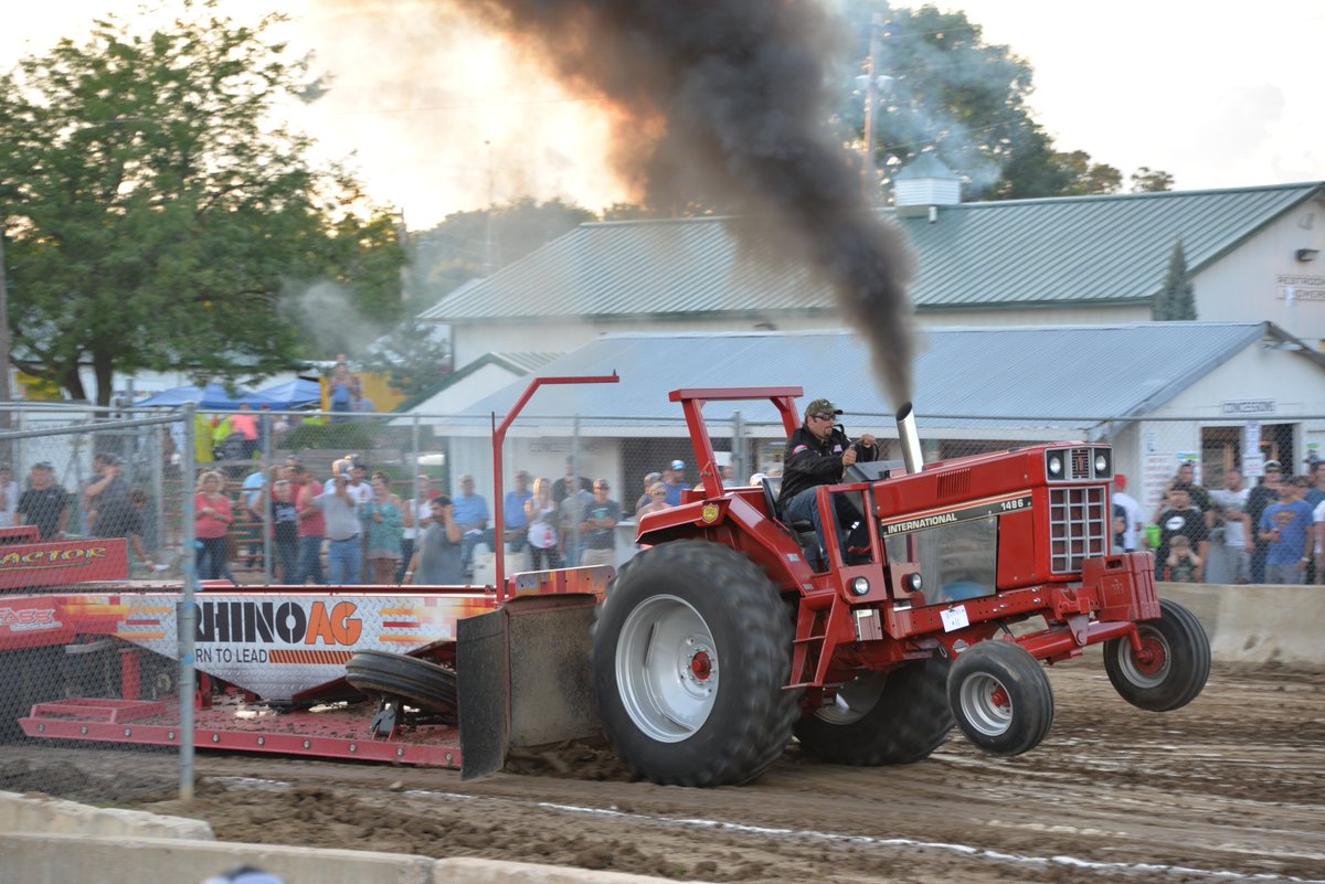 CarverCoFair's tweet photo. It's another great day at the Fair!
• Local Tractor, Semi &amp; Pick-up Pull 
• Shalo Lee Band
• Rock Paper Scissors Tournament
• Dairy Fun &amp; Games, Kits for Kids, Pedal Pull, Diaper Derby, Prize Drawings &amp; more!
• Pig Races https://t.co/vunVsbIIYz