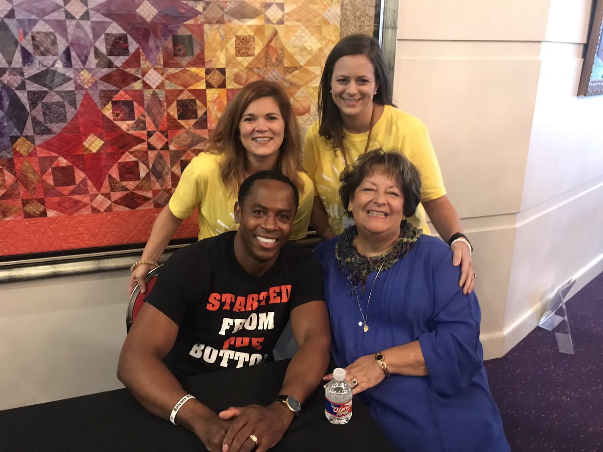 bleebanks's tweet photo. Definition of success is taking the elevator up but then coming back down to get others! -Adolph Brown #FSPSL4L @SunnymedeElem we are ready for the new year and new successes! https://t.co/J6CokTq4fN