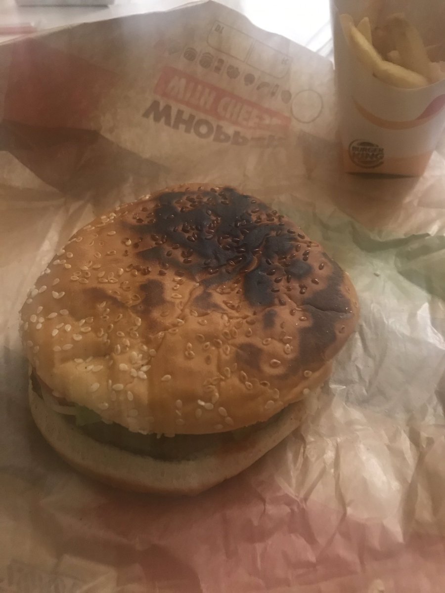 DanielJEverett's tweet photo. Ouch @BurgerKing https://t.co/HRgOjm7loA