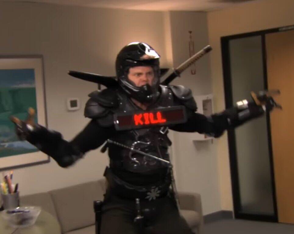 DwightSchrute_'s tweet photo. the only robot that needs to be in Fortnite #RemoveTheMech https://t.co/Cnyo8AFso9
