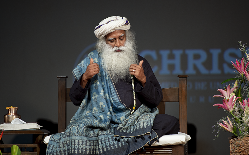 SadhguruJV's tweet photo. If you apply only your intellect, ignoring other aspects of intelligence, you will get confused about every little thing in life. #SadhguruQuotes https://t.co/id3IHqwIwY