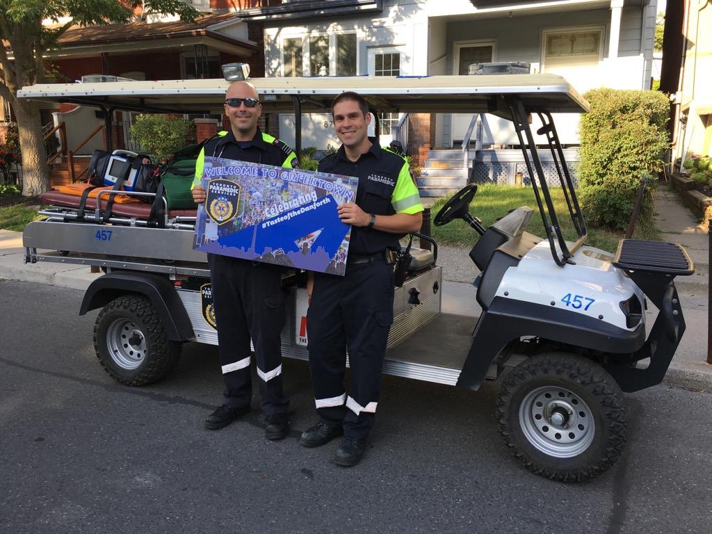 TorontoMedics's tweet photo. #tasteofthedanforth2019 our crews at the ready for an exciting weekend @taste_danforth https://t.co/H2BCT3Mfle