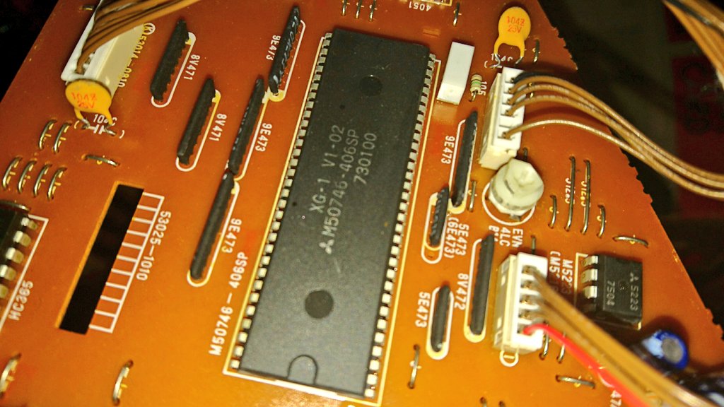 kashiokyoiku's tweet photo. #m50746 #plasticdip #pinout #mitsubishi #semiconductor #asic #vlsi #dippackage #gearnerd #integratedcircuit #microcontroller #suzukiunisynth #suzukixg1 #unisynth #gutshots #synthporn https://t.co/bEVfjSrQtd