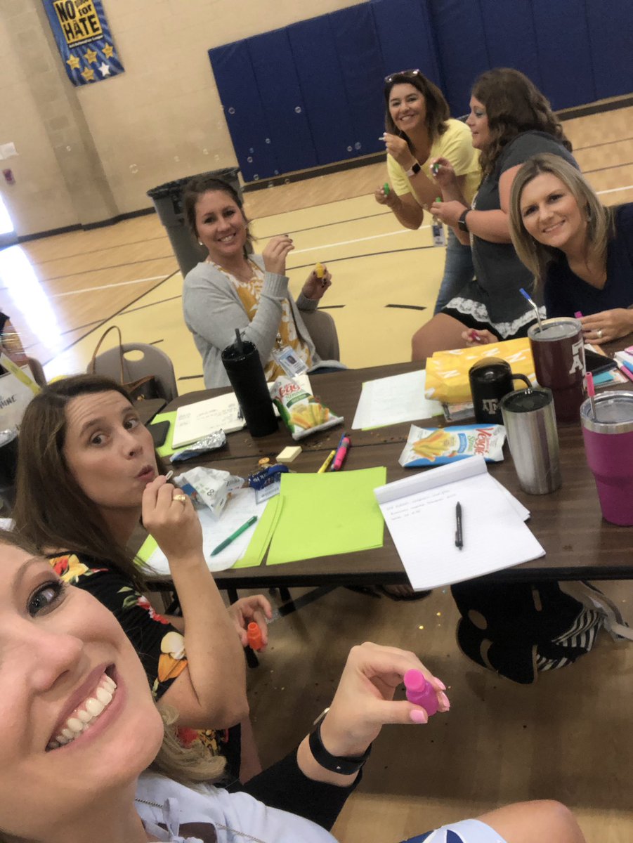 TeachLancaster's tweet photo. We are ready to ignite the shine in our students, staff and selves💡 Thank you @LaVonnaRoth for your inspirational message. It’s gonna be a #shinetastic year. #igniteyourSHINE https://t.co/sv3f1NhK3H