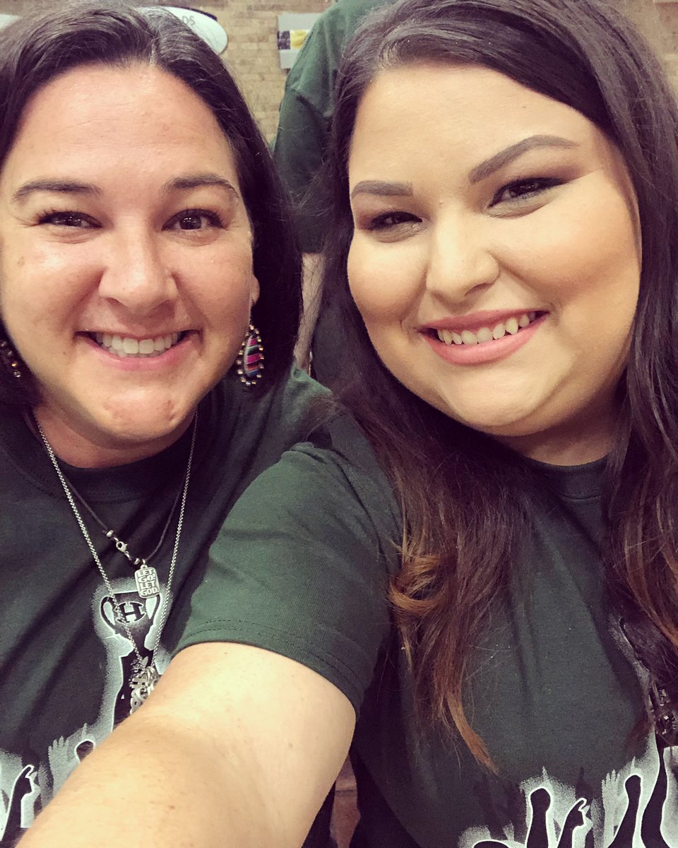 MissSmithSJE's tweet photo. Loving my new #HornetPride family!! #buildingchampions #sjeproud https://t.co/BY12jZKEsk