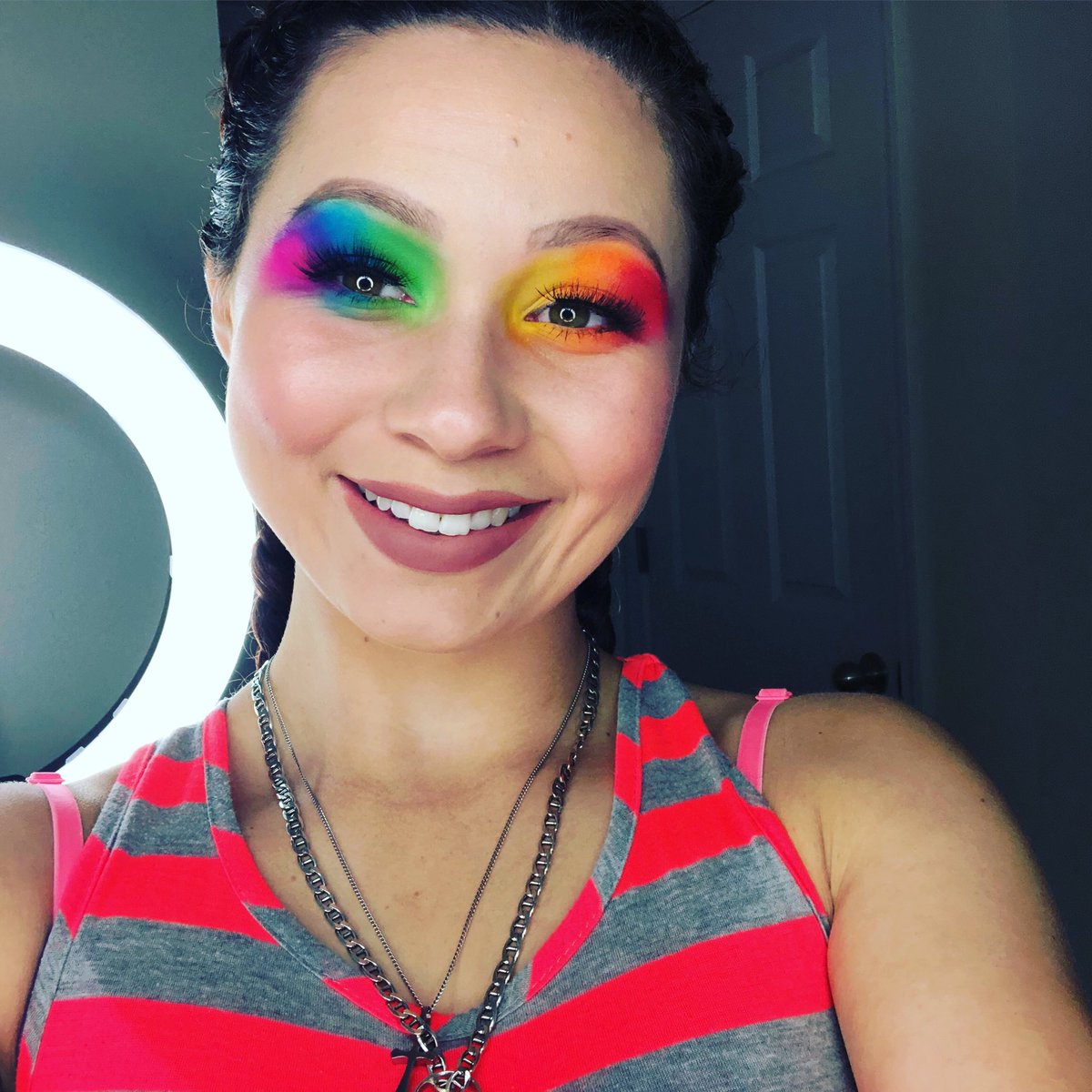 TheSelena_Lopez's tweet photo. You’re awesome for helping 💜💜 #thelist https://t.co/MEbp1jycUD