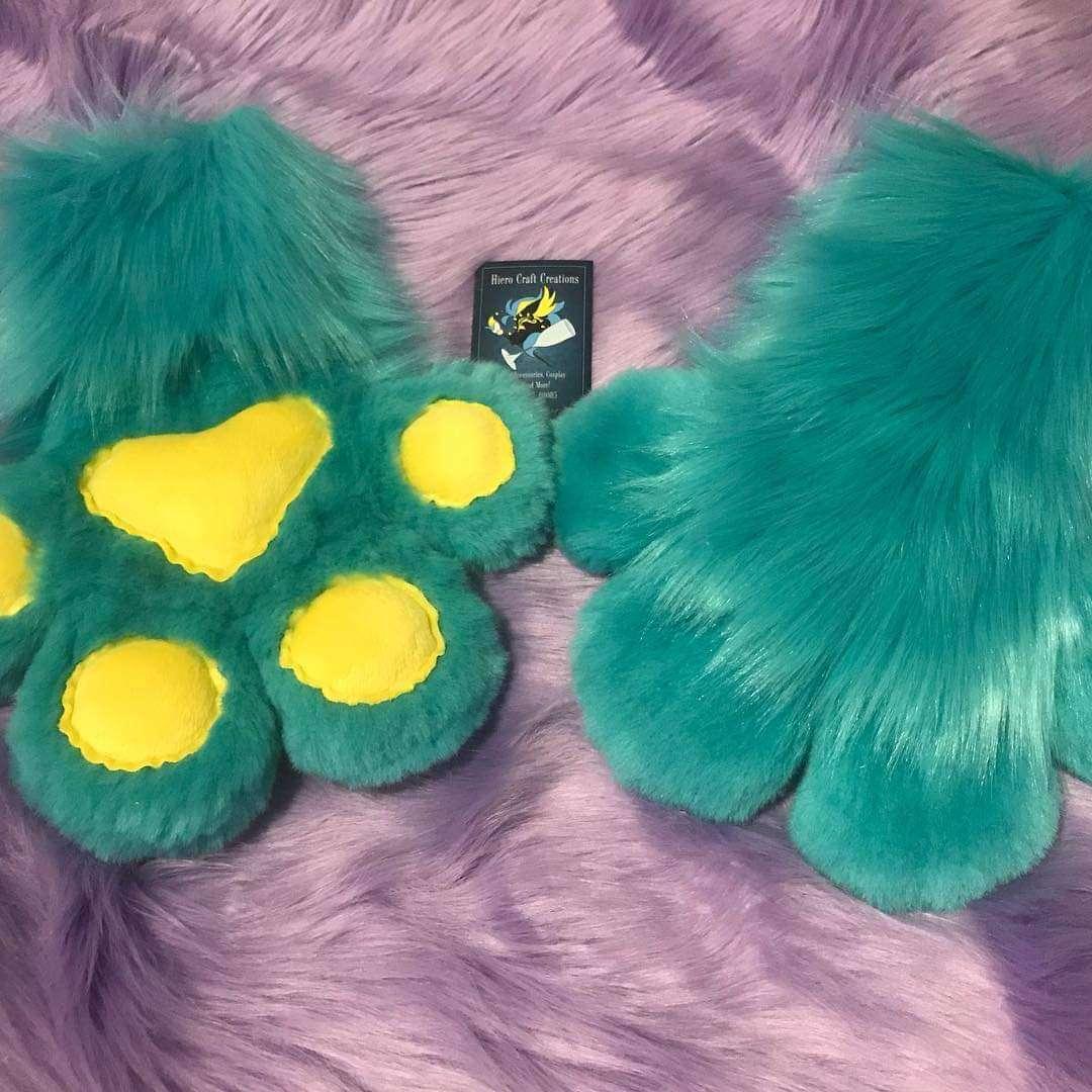 New #fursuit review:

[YES] Unitsi the Undead Wolf-Lion Partial by Hiero Craft Creations!

Read it here: 
fursuitreview.com/blog/2019/08/0…