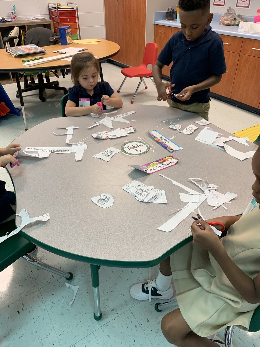 lisaryoung's tweet photo. Scissor practice!! ❤️ @CollierES #BEEtheIMPACT #LeadingLearning https://t.co/HWCEB9mwCn