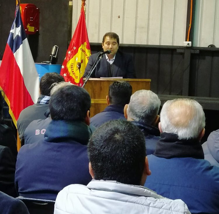 tet_planeta's tweet photo. #TALCAHUANO
Inauguración del Primer Taller de Bomberos de la comuna, este depto tiene por objetivo realizar análisis predictivo de las posibles fallas de carros y en base a eso el Taller realizará las mantenciones preventivas y mantenimiento, ademas fallas por uso del servicio https://t.co/KHKD6IK5uq