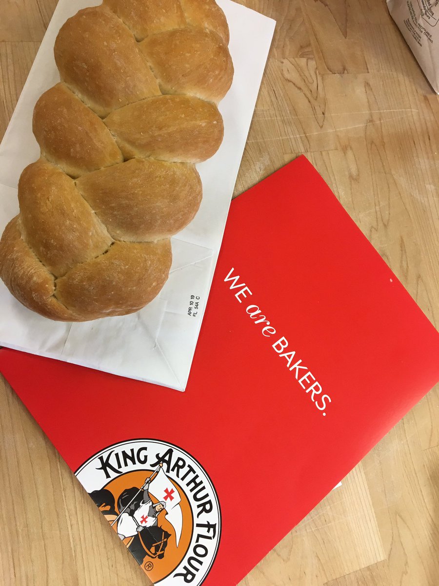 After years of baking bread quite well (imh) I learned great new tips from King Arthur Flour. Fantastic class to take with my mom! #kingarthurflour #becwa