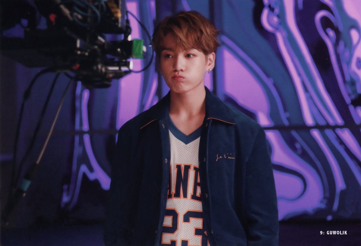 kookpiics's tweet photo. ✨
#JUNGKOOK #전정국 #정국 @BTS_twt https://t.co/KJSsw3NEct