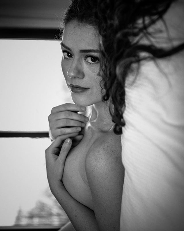 meinmyplace's tweet photo. charmfoxphotos on #findrow #weloveourartists https://t.co/FZNTE4aDl4 https://t.co/hi5O4BF2BK